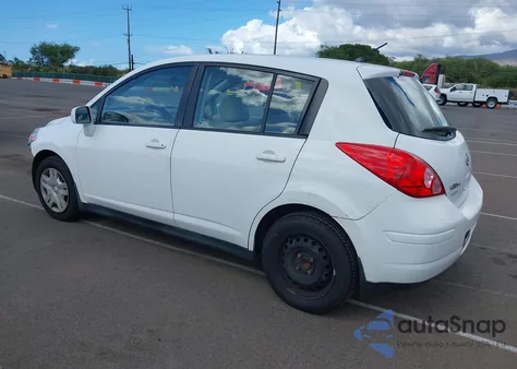 2011 Nissan Versa 1.8S z USA, uszkodzony, nr VIN 3N1BC1CP9BL452312